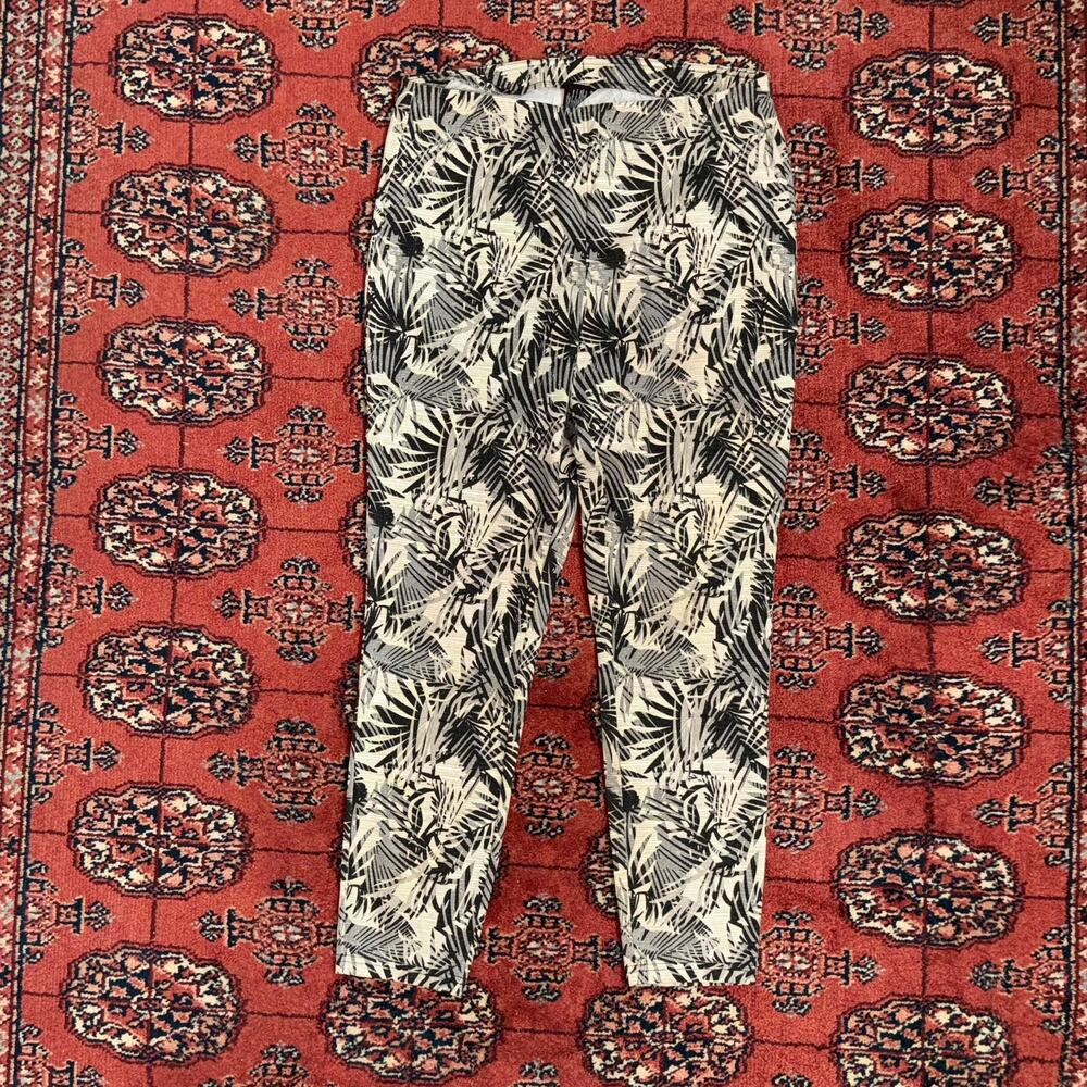 Hue L Cream, Gray, Black Foliage Print Stretch Leggings Pull-On‎ Pants MINT!